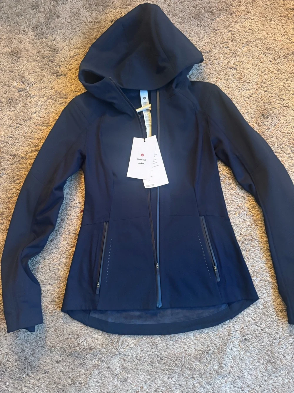 Lululemon Women’s Cross Chill Performance Jacket – True Navy – Size S - Picture 3 of 8